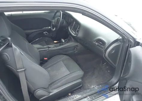 2019 Dodge Challenger Sxt Awd z USA, uszkodzony, nr VIN 2C3CDZGG9KH522220